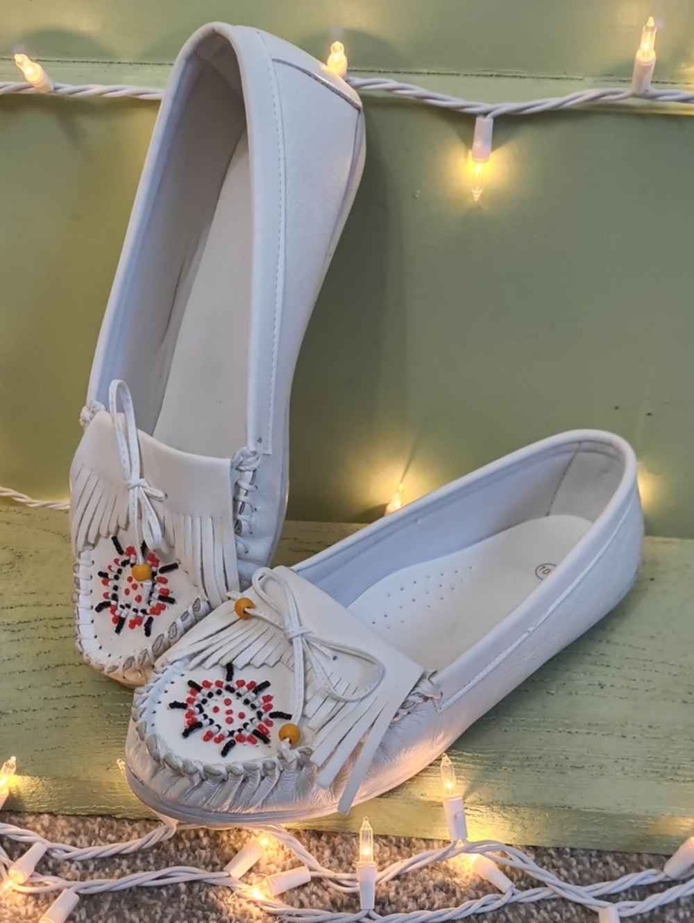 Women's White Leather Beaded Moccasin Loafer Slip On Shoes 10